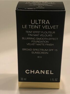 Chanel Ultra Le Teint Velvet Foundation B10
